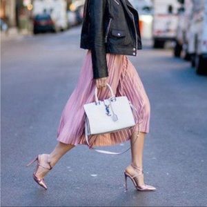 TOPSHOP Dusty Pink Velvet Pleated Skirt size 4